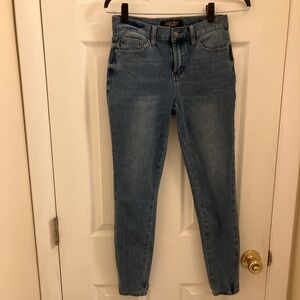 Judy Blue Los Angeles Skinny Fit Size 0/26